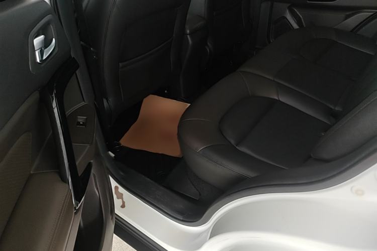 Used GAC Trumpchi GS4 2016 235T G-DCT Elite Edition Left Rear Seat