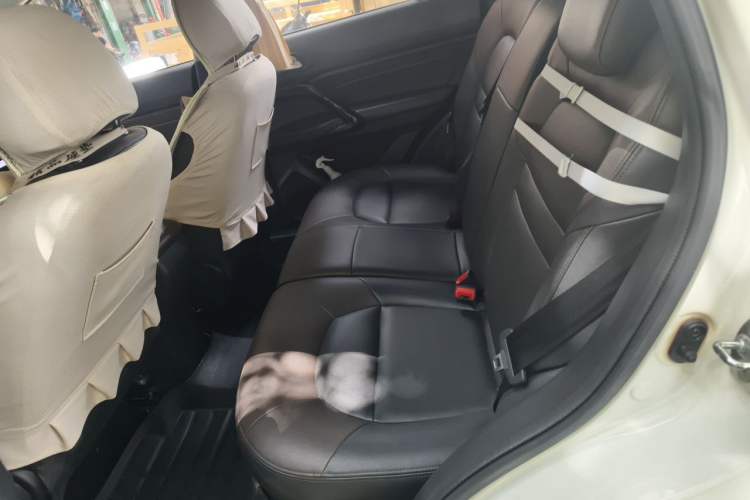Used GAC Trumpchi GS4 2016 235T G-DCT Elite Edition Left Rear Seat