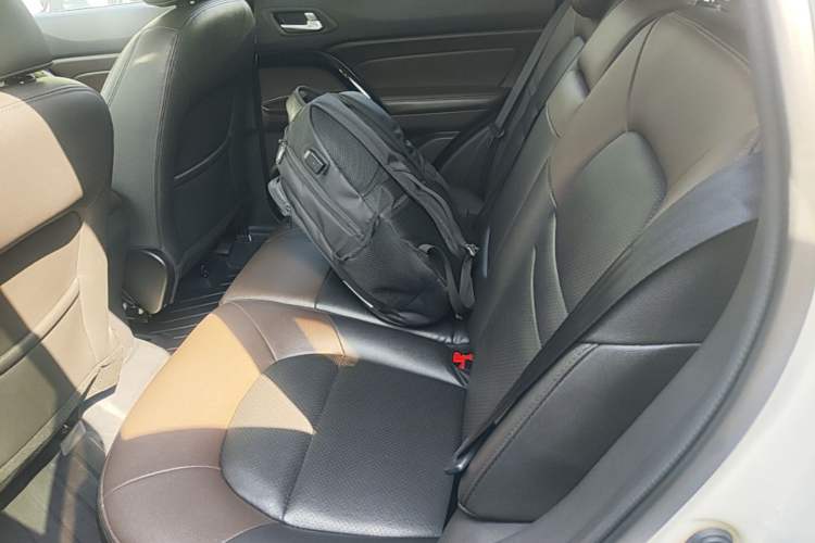 Used GAC Trumpchi GS4 2016 235T G-DCT Luxury Edition Left Rear Seat