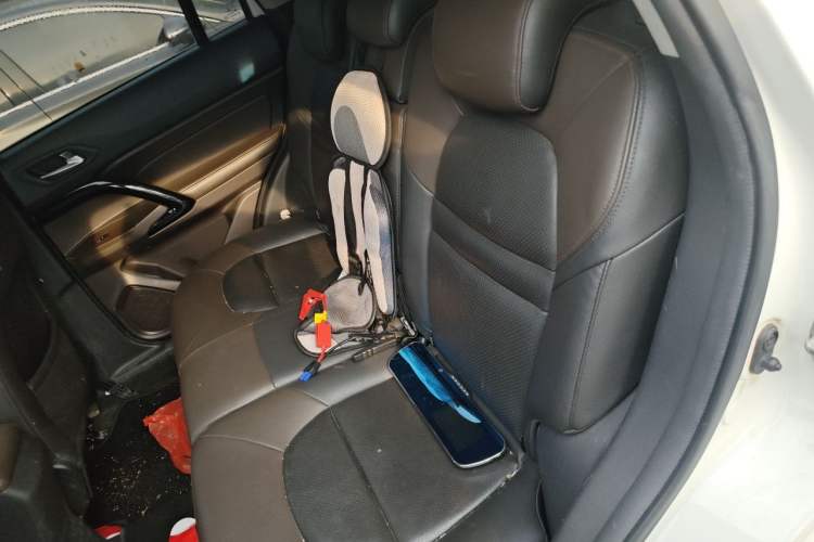 Used GAC Trumpchi GS4 2016 235T Manual Luxury Edition Left Rear Seat