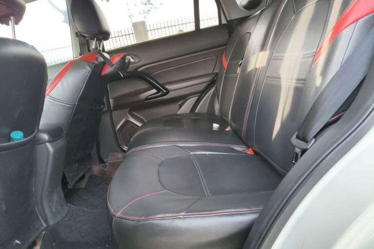 Used GAC Trumpchi GS4 2016 235T G-DCT Elite Edition Left Rear Seat