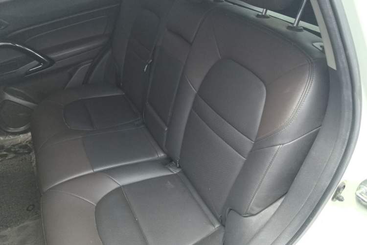 Used GAC Trumpchi GS4 2016 235T Manual Luxury Edition Left Rear Seat