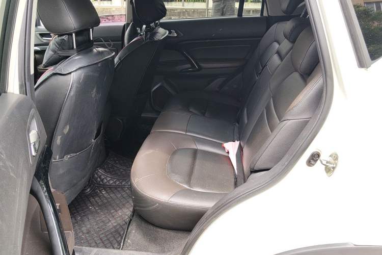 Used GAC Trumpchi GS4 2016 235T G-DCT Luxury Edition Left Rear Seat