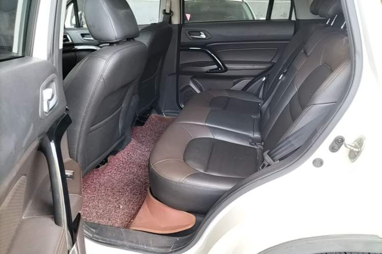 Used GAC Trumpchi GS4 2016 235T Manual Luxury Edition Left Rear Seat