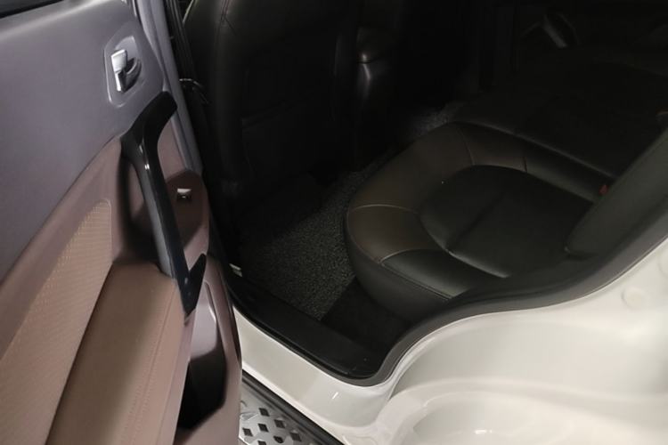 Used GAC Trumpchi GS4 2016 235T G-DCT Luxury Edition Left Rear Seat