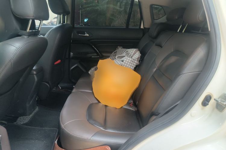 Used GAC Trumpchi GS4 2016 235T Manual Luxury Edition Left Rear Seat