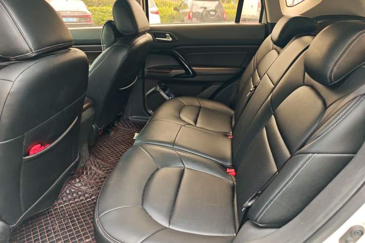Used GAC Trumpchi GS4 2016 235T Manual Comfort Edition Left Rear Seat