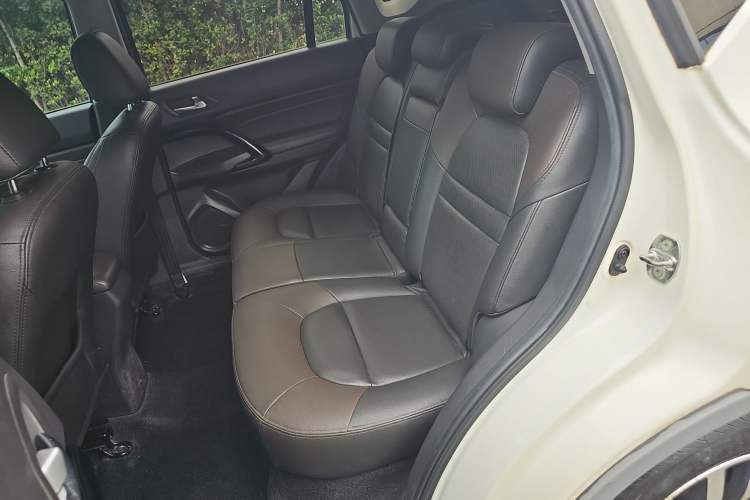 Used GAC Trumpchi GS4 2016 235T Manual Luxury Edition Left Rear Seat