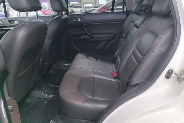 Used GAC Trumpchi GS4 2016 235T G-DCT Luxury Edition Left Rear Seat