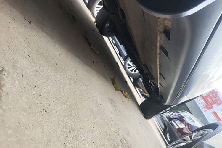 Used GAC Trumpchi GS4 2016 235T G-DCT Luxury Edition Left Side Sill