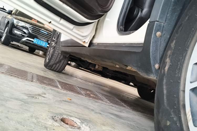 Used GAC Trumpchi GS4 2016 235T G-DCT Elite Edition Left Side Sill
