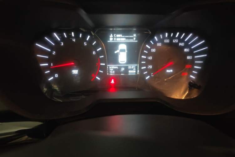 Used GAC Trumpchi GS4 2016 235T G-DCT Elite Edition Odometer Close Up