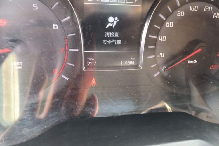 Used GAC Trumpchi GS4 2016 235T Manual Luxury Edition Odometer Close Up