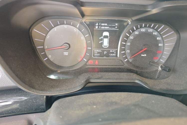 Used GAC Trumpchi GS4 2016 235T G-DCT Luxury Edition Odometer Close Up