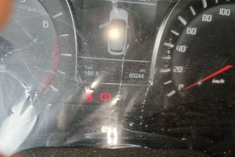 Used GAC Trumpchi GS4 2016 235T Manual Luxury Edition Odometer Close Up