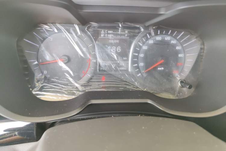 Used GAC Trumpchi GS4 2016 235T G-DCT Elite Edition Odometer Close Up