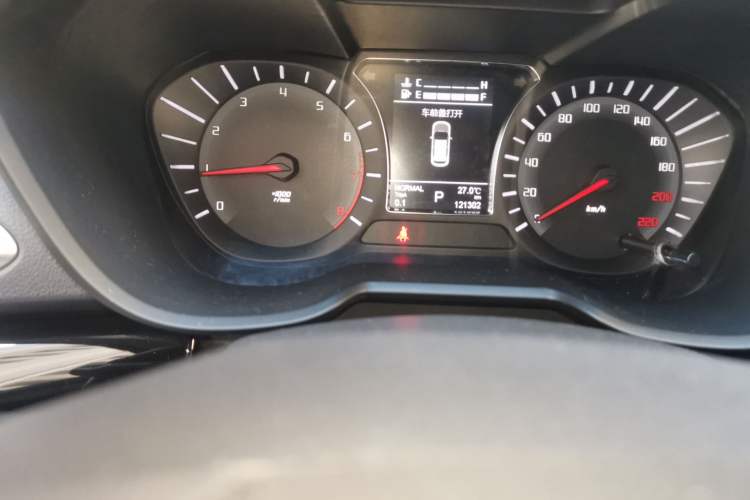 Used GAC Trumpchi GS4 2016 235T G-DCT Luxury Edition Odometer Close Up