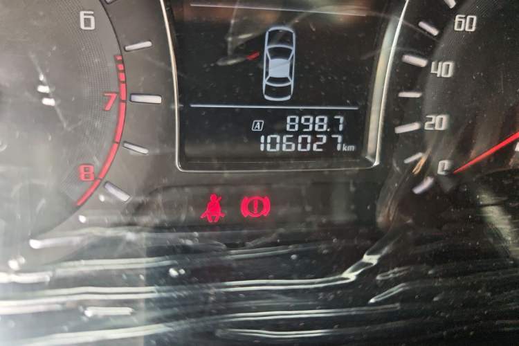 Used GAC Trumpchi GS4 2016 235T Manual Comfort Edition Odometer Close Up