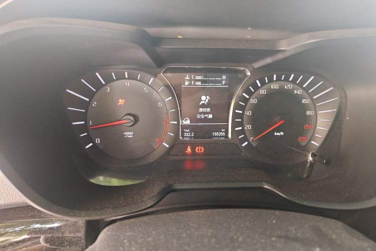Used GAC Trumpchi GS4 2016 235T Manual Luxury Edition Odometer Close Up