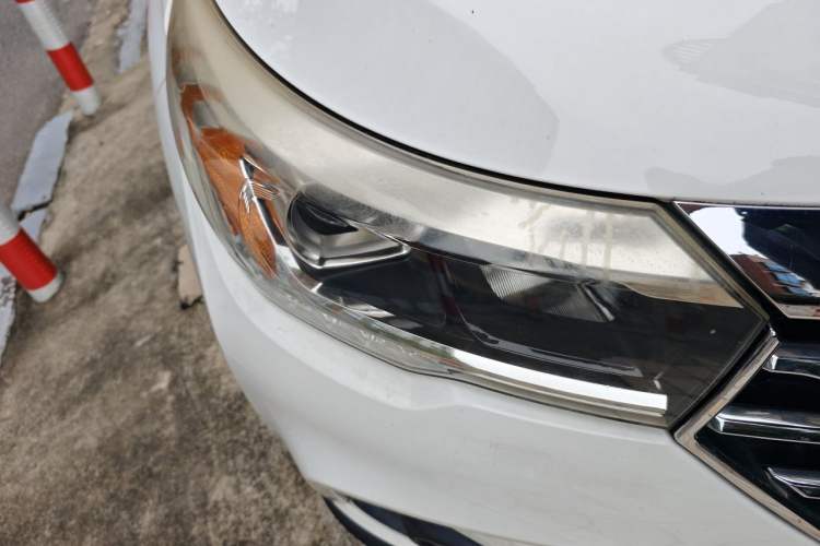 Used GAC Trumpchi GS4 2016 235T G-DCT Luxury Edition Right Front Headlight