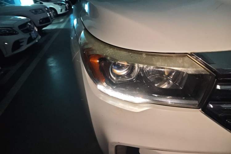 Used GAC Trumpchi GS4 2016 235T G-DCT Luxury Edition Right Front Headlight