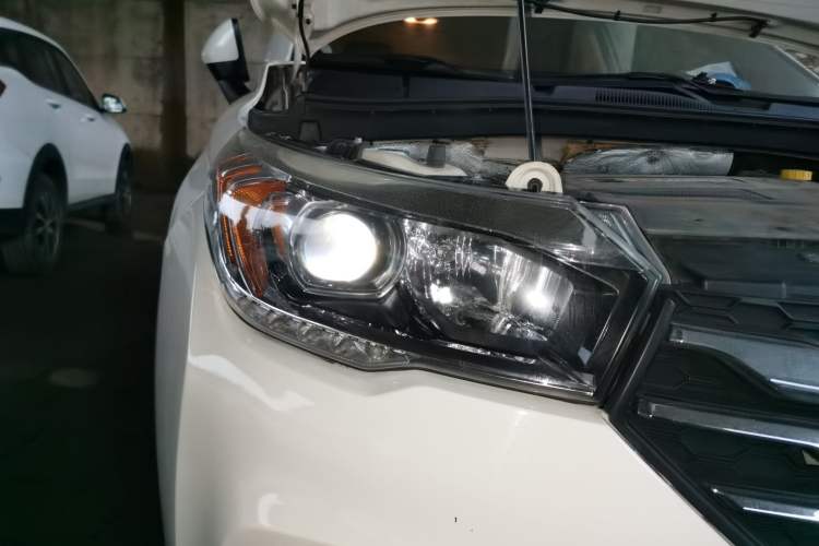 Used GAC Trumpchi GS4 2016 235T G-DCT Luxury Edition Right Front Headlight