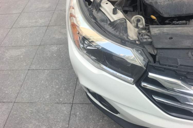 Used GAC Trumpchi GS4 2016 235T Manual Luxury Edition Right Front Headlight