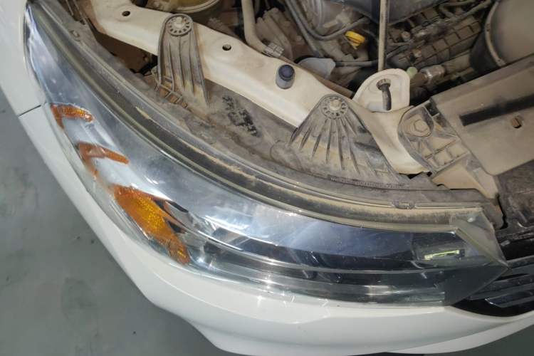 Used GAC Trumpchi GS4 2016 235T Manual Luxury Edition Right Front Headlight
