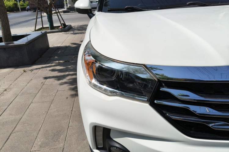 Used GAC Trumpchi GS4 2016 235T G-DCT Luxury Edition Right Front Headlight