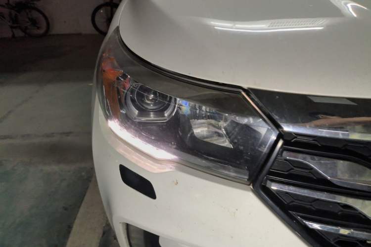 Used GAC Trumpchi GS4 2016 235T G-DCT Premium Edition Right Front Headlight