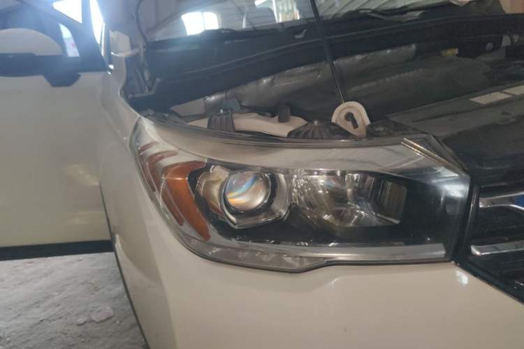 Used GAC Trumpchi GS4 2016 235T G-DCT Elite Edition Right Front Headlight