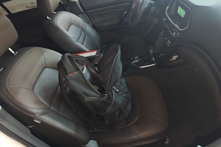 Used GAC Trumpchi GS4 2016 235T G-DCT Elite Edition Right Front Seat