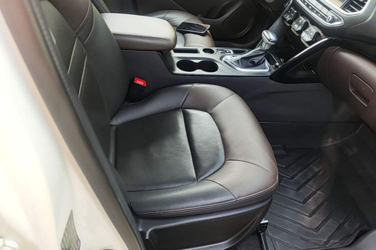 Used GAC Trumpchi GS4 2016 235T G-DCT Luxury Edition Right Front Seat