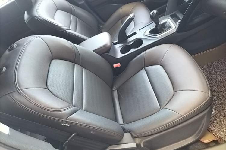Used GAC Trumpchi GS4 2016 235T Manual Luxury Edition Right Front Seat