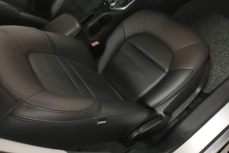 Used GAC Trumpchi GS4 2016 235T G-DCT Luxury Edition Right Front Seat