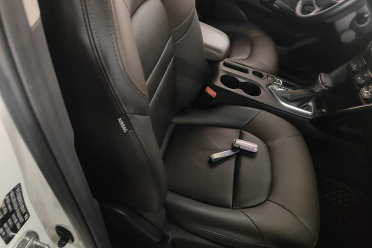 Used GAC Trumpchi GS4 2016 235T G-DCT Luxury Edition Right Front Seat