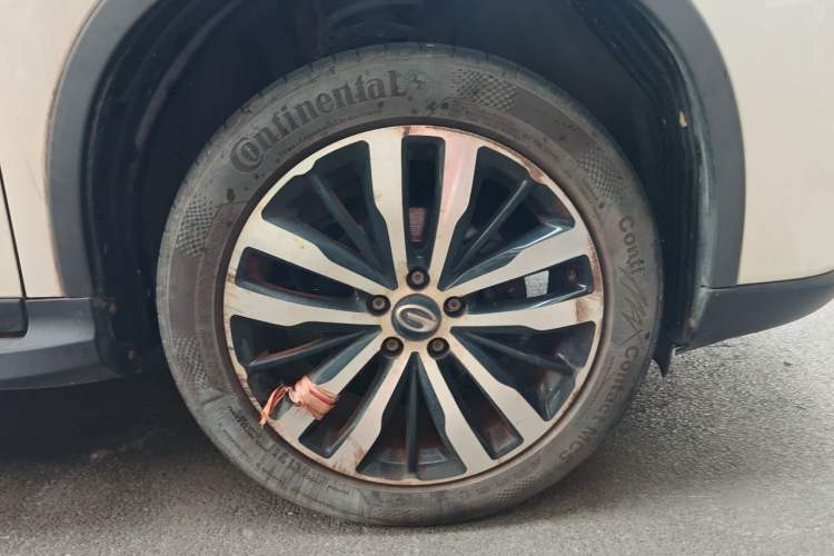 Used GAC Trumpchi GS4 2016 235T Manual Luxury Edition Right Front Wheel Hub
