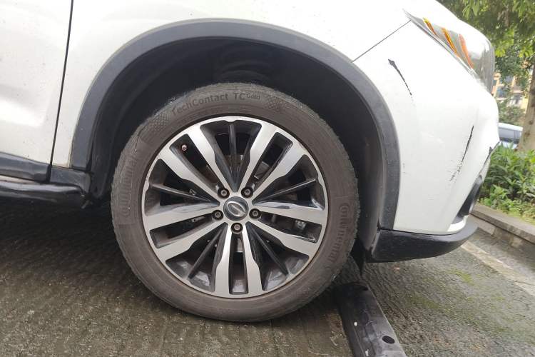 Used GAC Trumpchi GS4 2016 235T G-DCT Luxury Edition Right Front Wheel Hub
