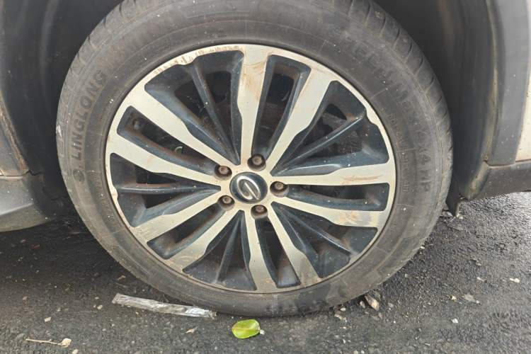 Used GAC Trumpchi GS4 2016 235T Manual Luxury Edition Right Front Wheel Hub