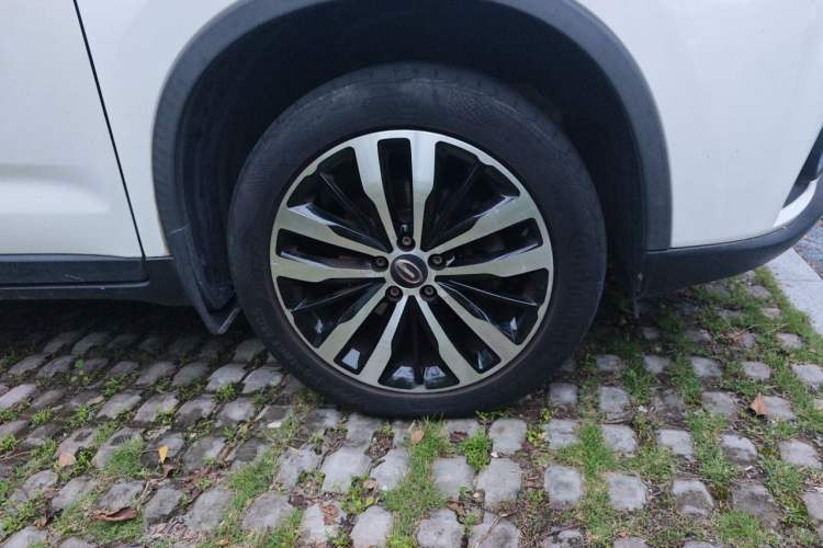 Used GAC Trumpchi GS4 2016 235T G-DCT Luxury Edition Right Front Wheel Hub