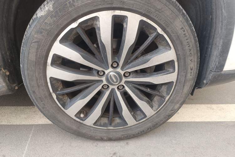Used GAC Trumpchi GS4 2016 235T Manual Luxury Edition Right Front Wheel Hub