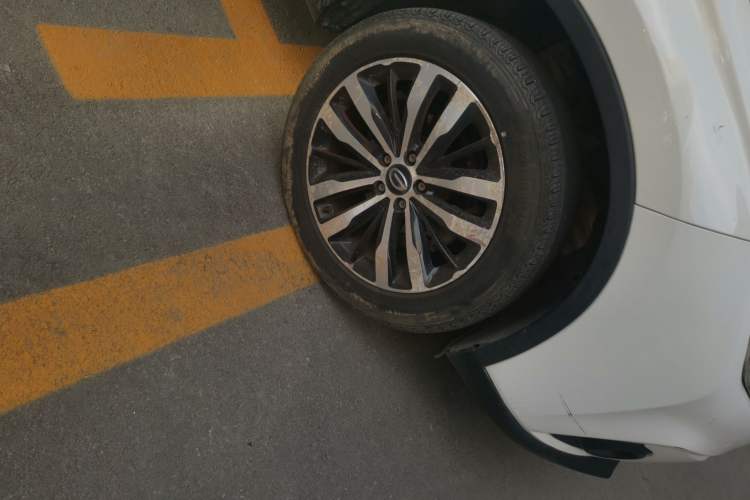 Used GAC Trumpchi GS4 2016 235T G-DCT Luxury Edition Right Front Wheel Hub