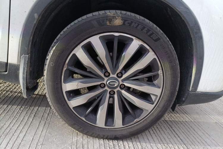 Used GAC Trumpchi GS4 2016 235T G-DCT Luxury Edition Right Front Wheel Hub