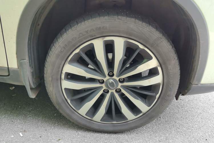Used GAC Trumpchi GS4 2016 235T Manual Luxury Edition Right Front Wheel Hub