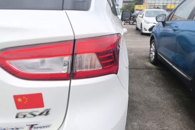 Used GAC Trumpchi GS4 2016 235T G-DCT Luxury Edition Right Rear Taillight
