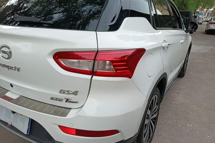 Used GAC Trumpchi GS4 2016 235T G-DCT Luxury Edition Right Rear Taillight