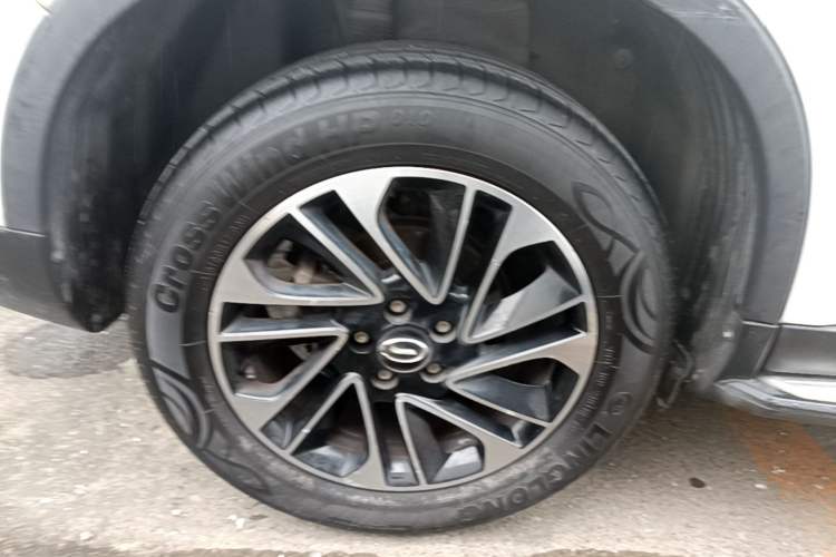 Used GAC Trumpchi GS4 2016 235T G-DCT Elite Edition Right Rear Wheel Hub