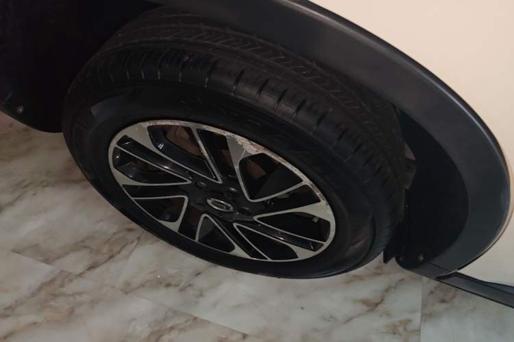 Used GAC Trumpchi GS4 2016 235T G-DCT Elite Edition Right Rear Wheel Hub