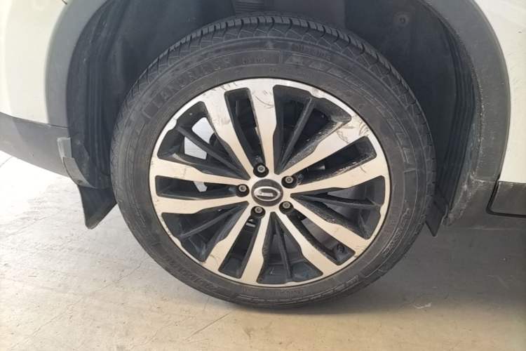 Used GAC Trumpchi GS4 2016 235T Manual Luxury Edition Right Rear Wheel Hub