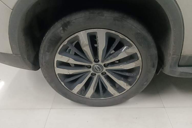 Used GAC Trumpchi GS4 2016 235T Manual Luxury Edition Right Rear Wheel Hub